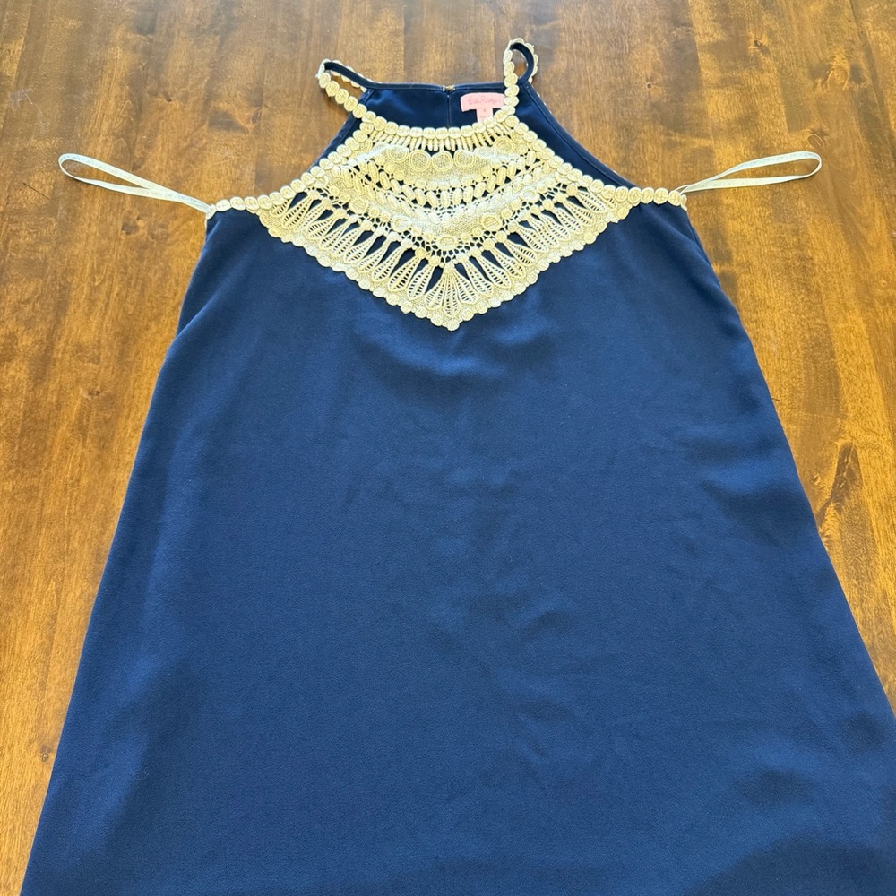 Women’s Lilly Pulitzer Navy Blue Dress With Gold Crochet Trim Shift Mini Size 4
